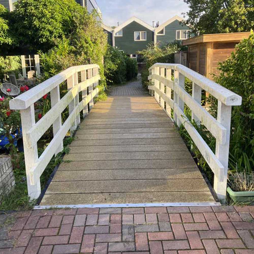 GVK Brugdek renovatie met houtlook